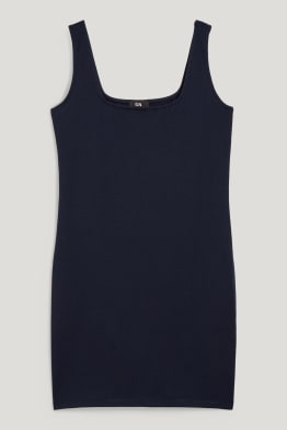 Rochie care evidențiază silueta