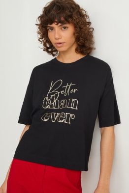 Tricou supradimensionat