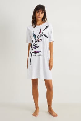 Chemise de nuit