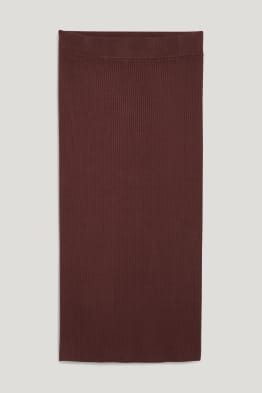 Basic knitted skirt