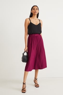 Pleated skirt