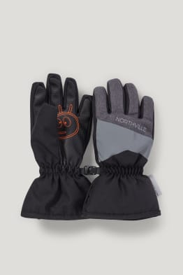 Les gants pour bébé signe la tendance chez C&A