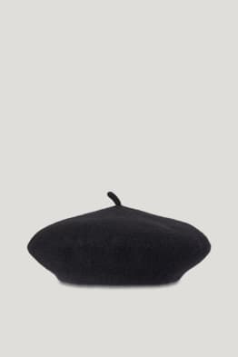Woollen beret