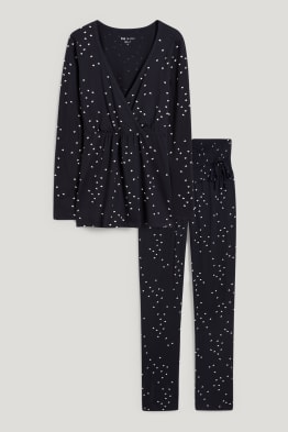 Nursing pyjamas