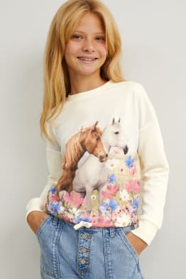 Sweatshirt
