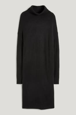Basic-Strickkleid