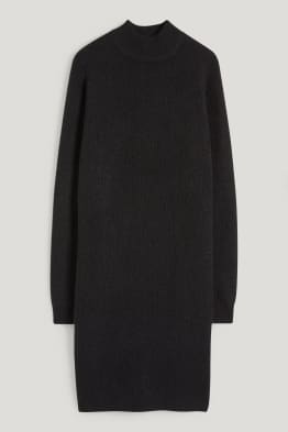 Rochie din tricot