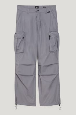 Pantalon cargo - coupe relax