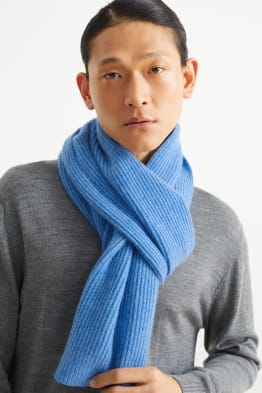 Cashmere scarf