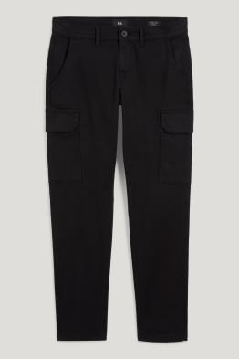 Pantaloni cargo