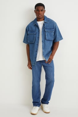 Regular jean