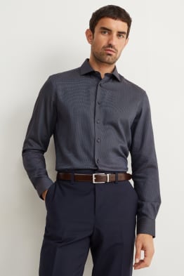 Camisa de oficina - regular fit - cutaway - no necesita planchado