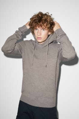 Hooded jumper