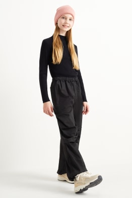 Pantaloni paracadute