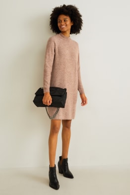 C&a robe pull online