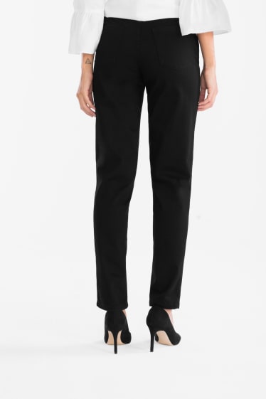 Femmes - Girlfriend jean classic fit - noir