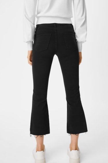 Clockhouse Girls - CLOCKHOUSE - kick flare jeans - a vita alta - nero