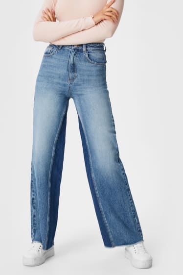 Exclusief online - CLOCKHOUSE - wide leg jeans - high waist - jeansblauw