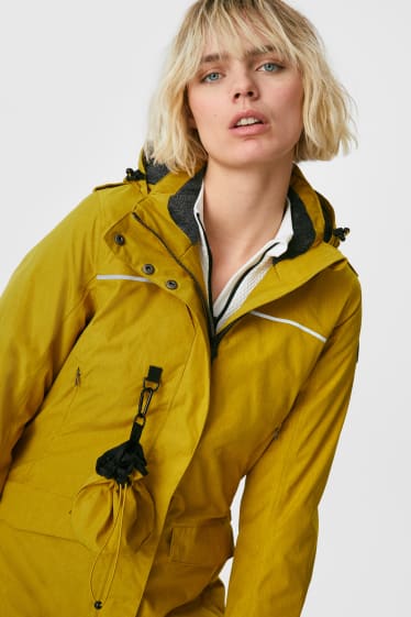 Women - Outdoor jacket for dog owners - yellow
