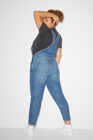 Femmes grandes tailles - CLOCKHOUSE - salopette en jean - jean bleu clair