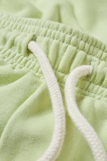 Clockhouse Girls - CLOCKHOUSE - sweat shorts - light green