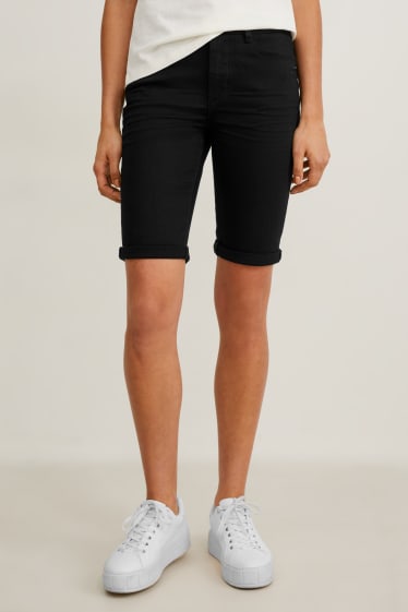 Femei - Bermude - Malia - negru