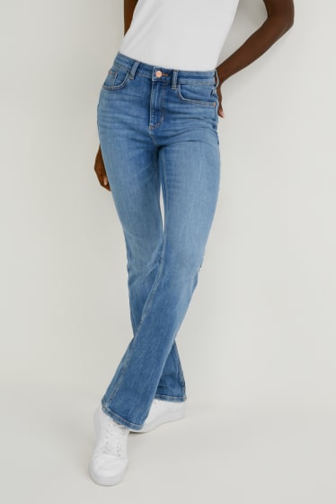 Kobiety - Dżinsy bootcut - wysoki stan - materiał z recyklingu - dżins-jasnoniebieski