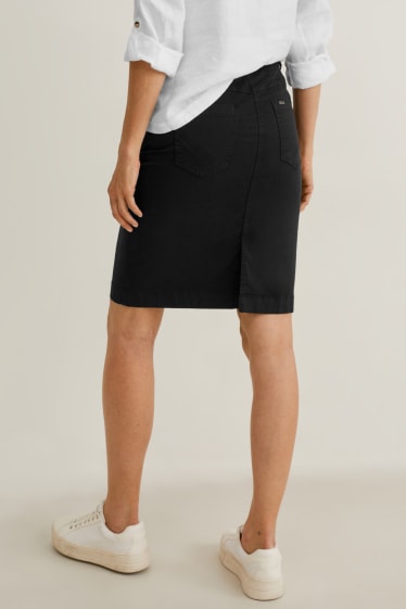 Dona - Faldilla amb cinturó - LYCRA® - negre