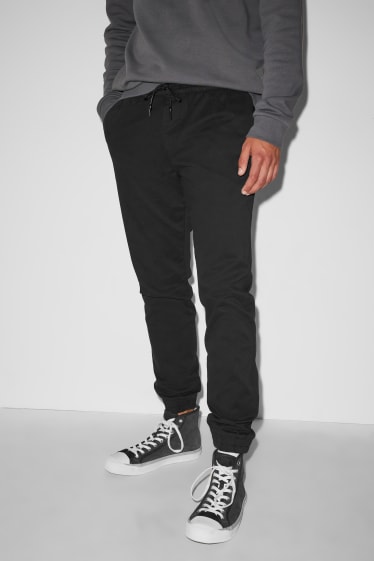 Clockhouse Boys - CLOCKHOUSE - Hose - Tapered Fit - schwarz