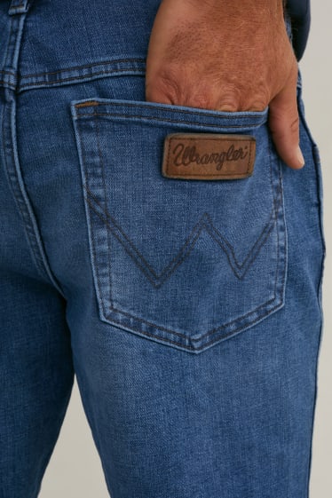 Men - Wrangler - denim shorts - denim-light blue