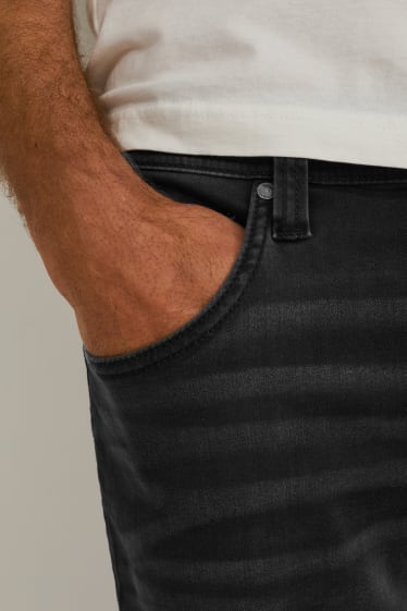 Heren - MUSTANG - korte spijkerbroek - Chicago - jeansgrijs