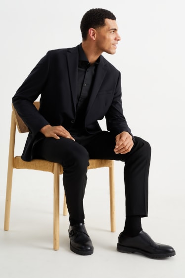Hommes - Chemise de bureau - body fit - col cutaway - LYCRA® - noir