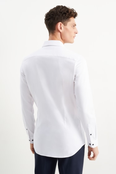 Mężczyźni - Koszula biznesowa - body fit - kołnierzyk włoski - LYCRA® - biały