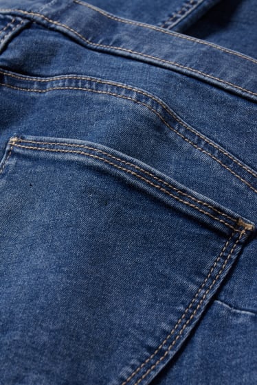 Damen - Capri Jegging Jeans - Mid Waist - Push-up-Effekt - LYCRA® - jeans-blau