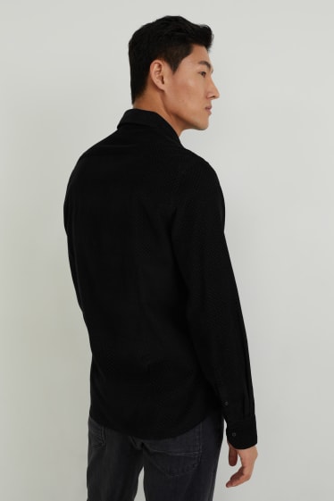 Mężczyźni - Koszula sztruksowa - slim fit - kołnierzyk włoski - czarny