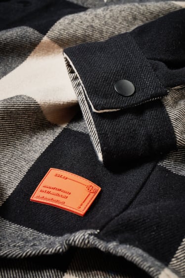 Clockhouse homme - CLOCKHOUSE - chemise - relaxed fit - col kent - à carreaux - noir / beige