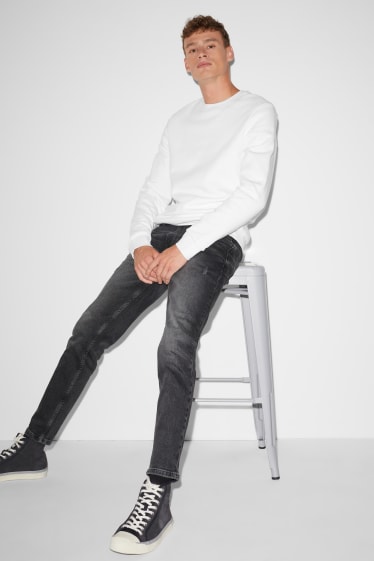 Clockhouse Boys - CLOCKHOUSE - Carrot Jeans - LYCRA® - jeans-dunkelgrau