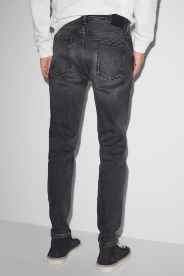 Clockhouse Boys - CLOCKHOUSE - Carrot Jeans - LYCRA® - jeans-dunkelgrau