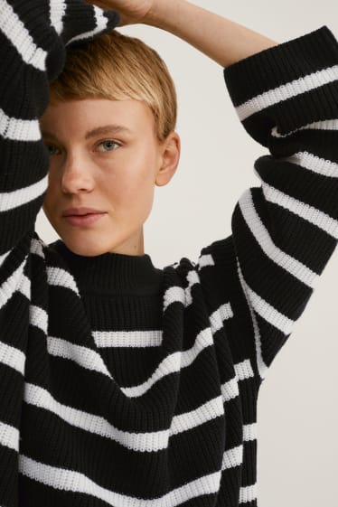 Kobiety - Sweter - w paski - czarny / biały