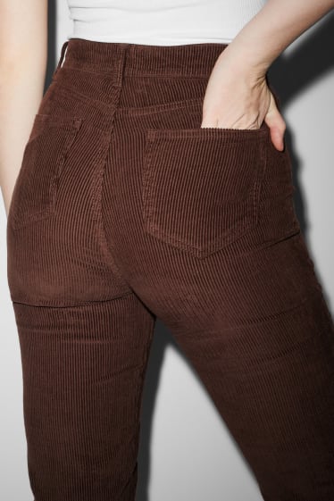 Clockhouse niñas - CLOCKHOUSE - pantalón de pana - mid waist - relaxed fit - marrón oscuro