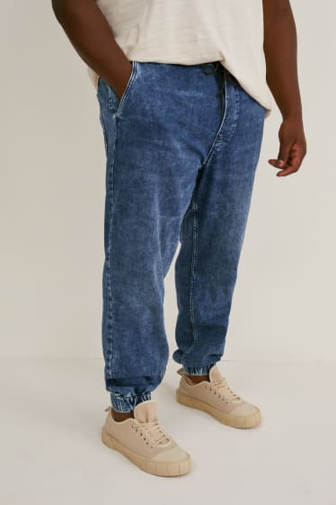 Hommes grandes tailles - Tapered jean - Flex jog denim - production économe en eau - jean bleu foncé