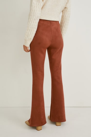 Femmes - Pantalon - high waist - flared - similisuède - marron