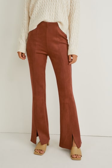 Femmes - Pantalon - high waist - flared - similisuède - marron