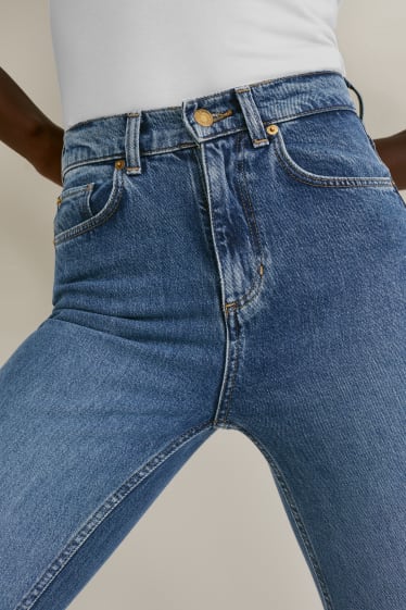 Women - Straight jeans - high waist - denim-blue