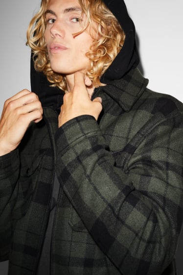 Clockhouse Boys - CLOCKHOUSE - giacca camicia con cappuccio - a quadretti - verde scuro / nero
