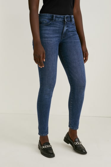 Dona - Skinny jeans - mid waist - shaping jeans - LYCRA® - texà blau