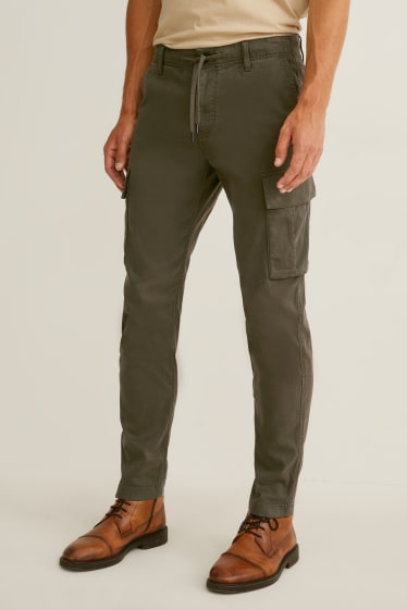 Hommes - Pantalon cargo - tapered fit - Flex - LYCRA® - vert foncé