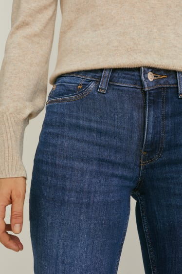 Dámské - Straight jeans - mid waist - LYCRA® - džíny - modré