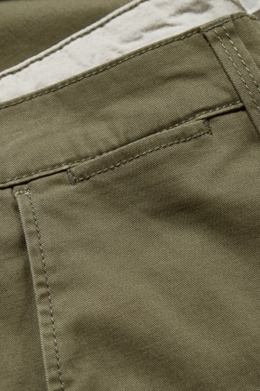 Mężczyźni - Chinosy - slim fit - LYCRA® - kaki
