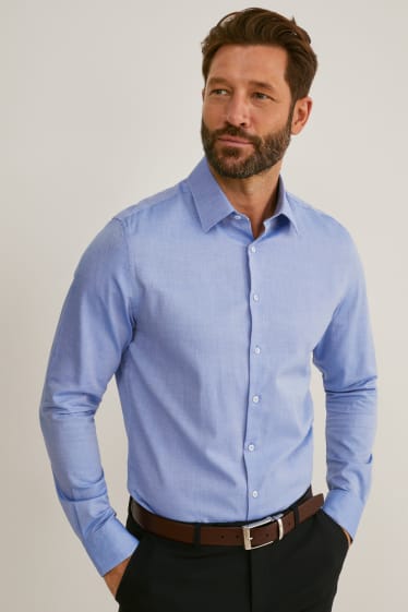 Mężczyźni - Koszula biznesowa - slim fit - kołnierzyk kent - dobrze się prasuje - jasnoniebieski